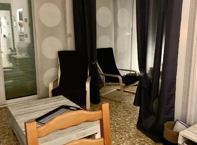 Cosy Tres Calme Lägenhet *